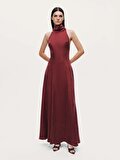 Nocturne Halter Yaka Sırt Detaylı Maxi Elbise