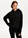 Zımbalı Kapüşonlu Sweatshirt