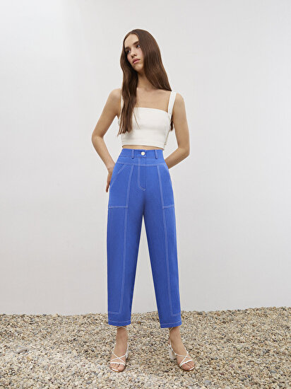 Düğme Detaylı Likralı Crop Top