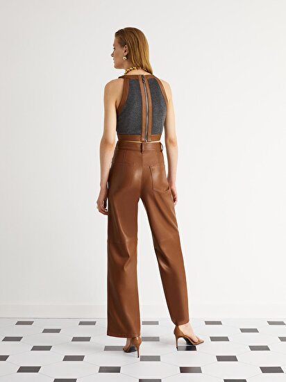 Halter Yaka Crop Top