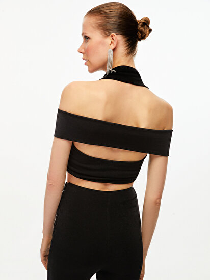 Dekolteli Crop Top