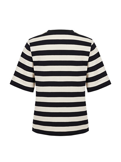 Kalp Baskılı T-Shirt