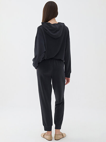 Kapüşonlu Sweatshirt