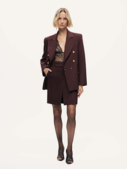 Kemerli ve Yırtmaçlı Mini Etek