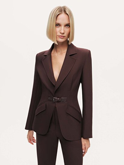 Kemer Tasarımlı Blazer Ceket