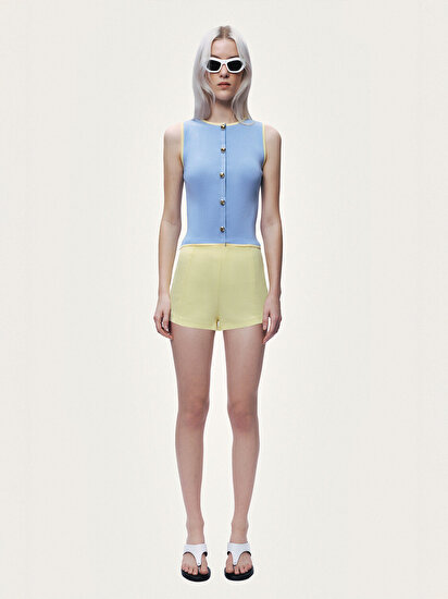 Düğme Aksesuarlı Triko