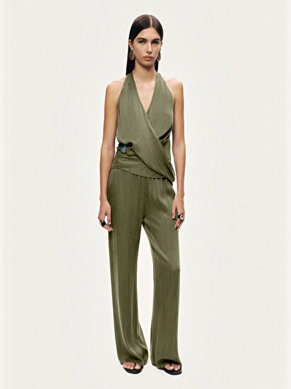 Dökümlü Düz Paça Pantolon