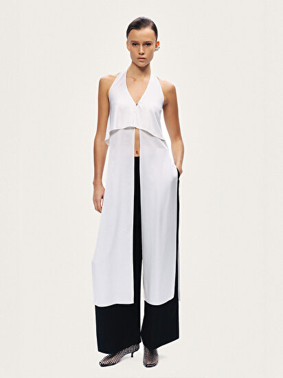 Halter Yaka Yırtmaçlı Bluz