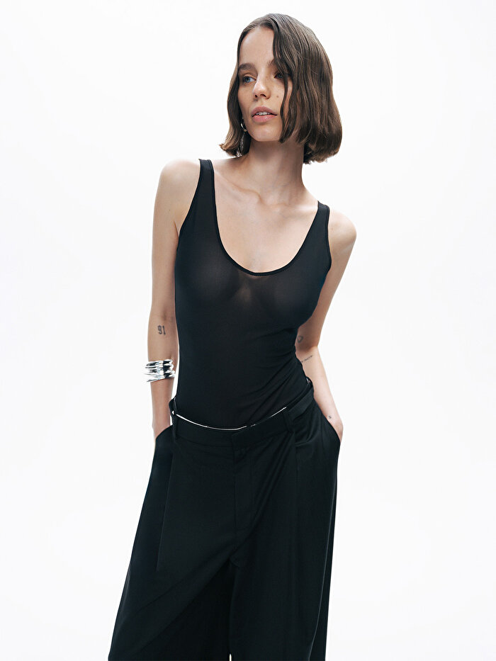 Nocturne Transparan Body