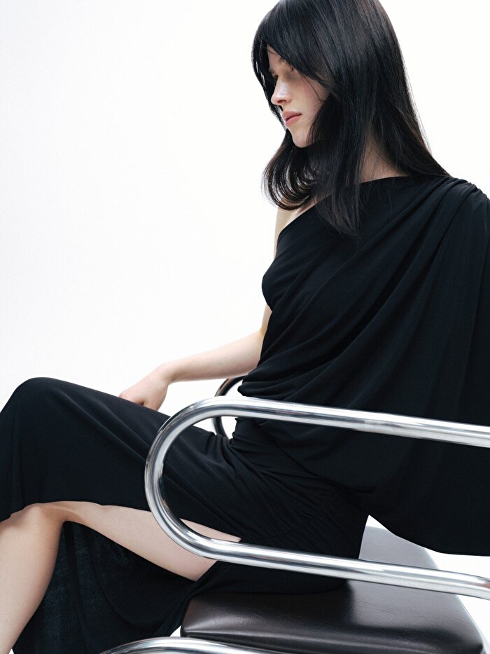 Nocturne Drape Detaylı Maxi Elbise