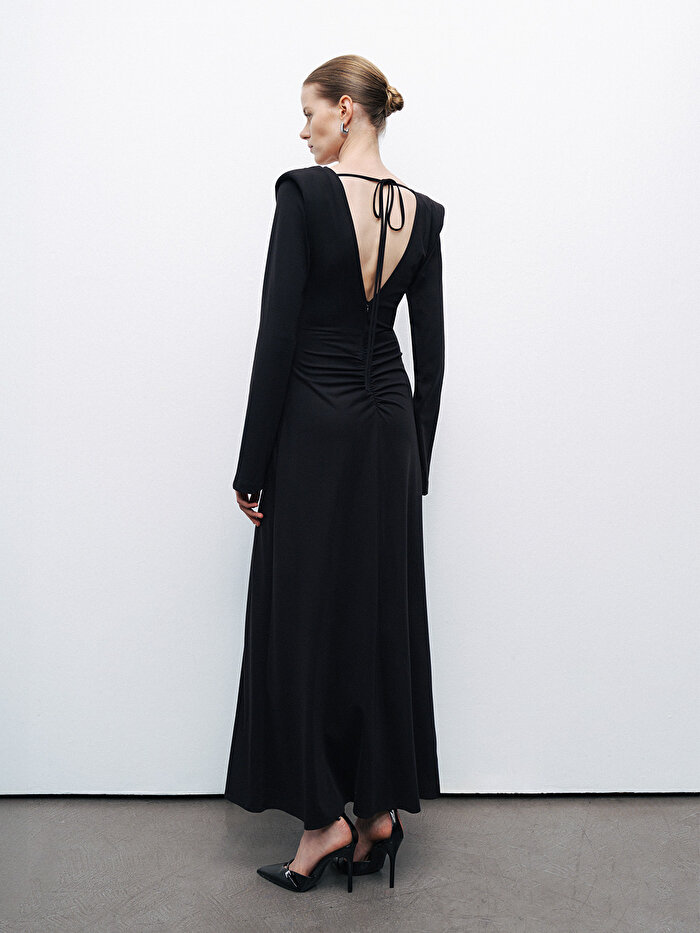 Nocturne Vatkalı Aksesuar Detaylı Maxi Elbise