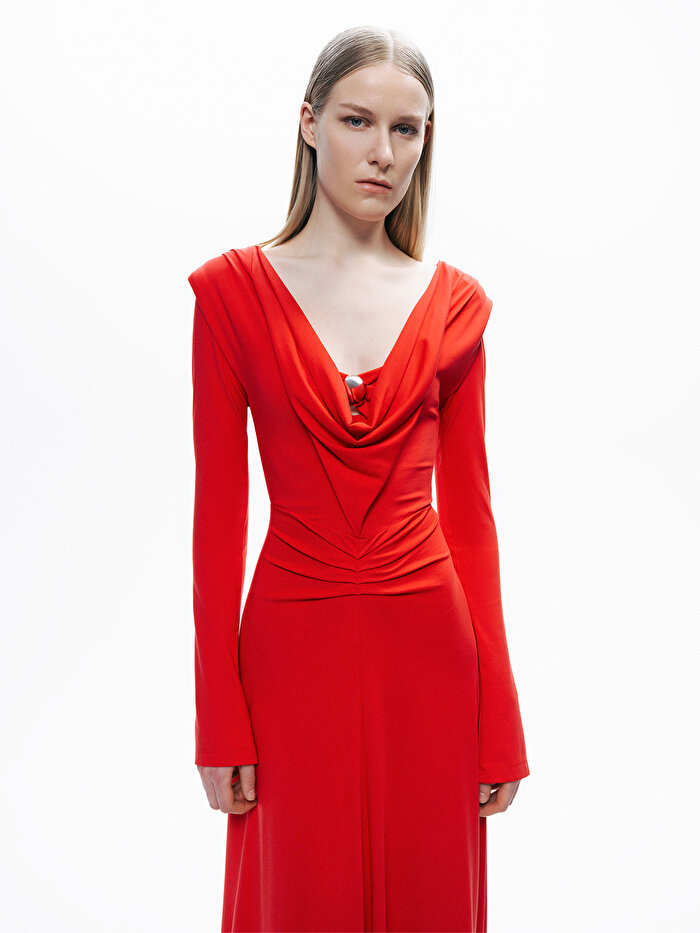 Nocturne Vatkalı Aksesuar Detaylı Maxi Elbise