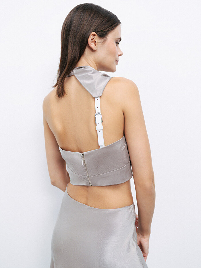 Nocturne Sırt Dekolteli Kemerli Bluz