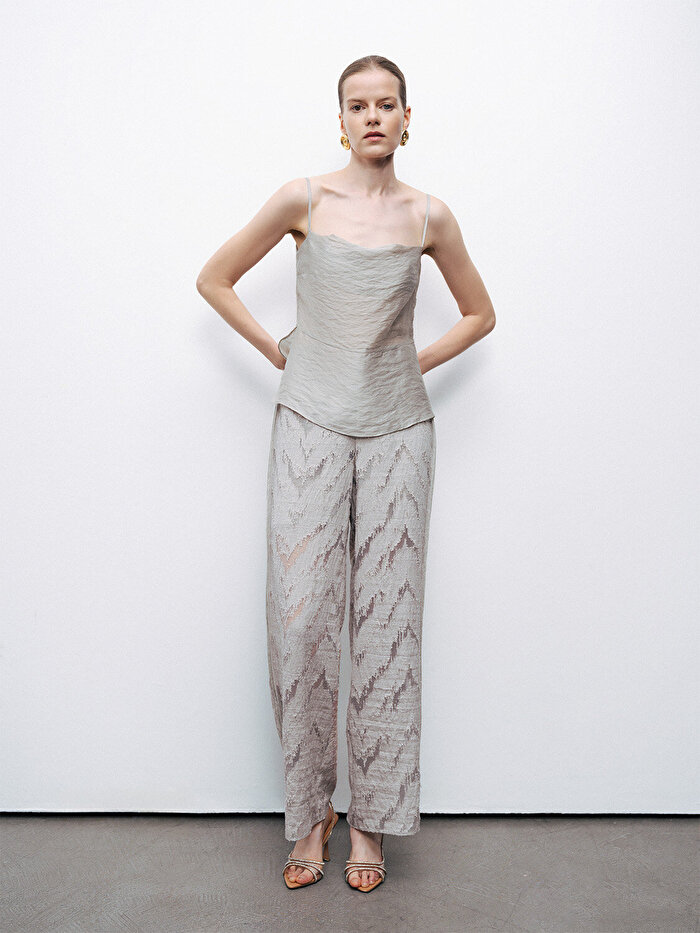 Nocturne Yırtmaçlı Askılı Bluz