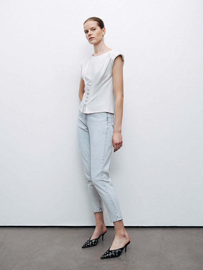 Nocturne Agraf Aksesuar Detaylı Tişört