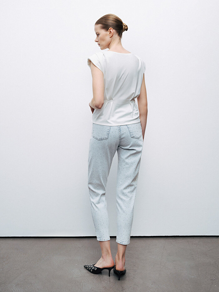 Nocturne Agraf Aksesuar Detaylı Tişört