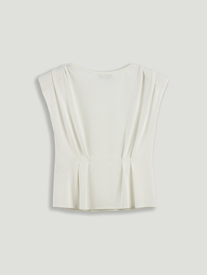 Nocturne Agraf Aksesuar Detaylı Tişört