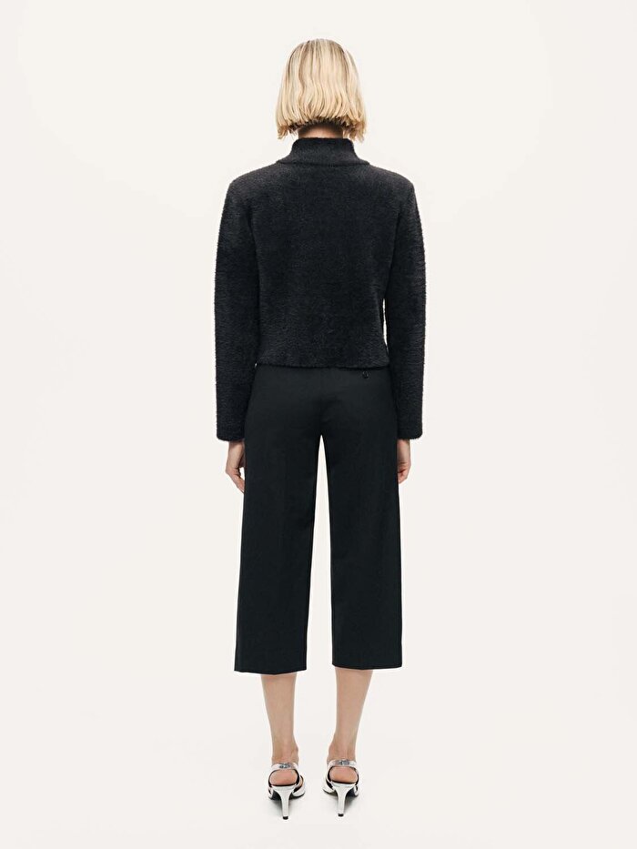 Nocturne Kalp Düğme Aksesuarlı Triko