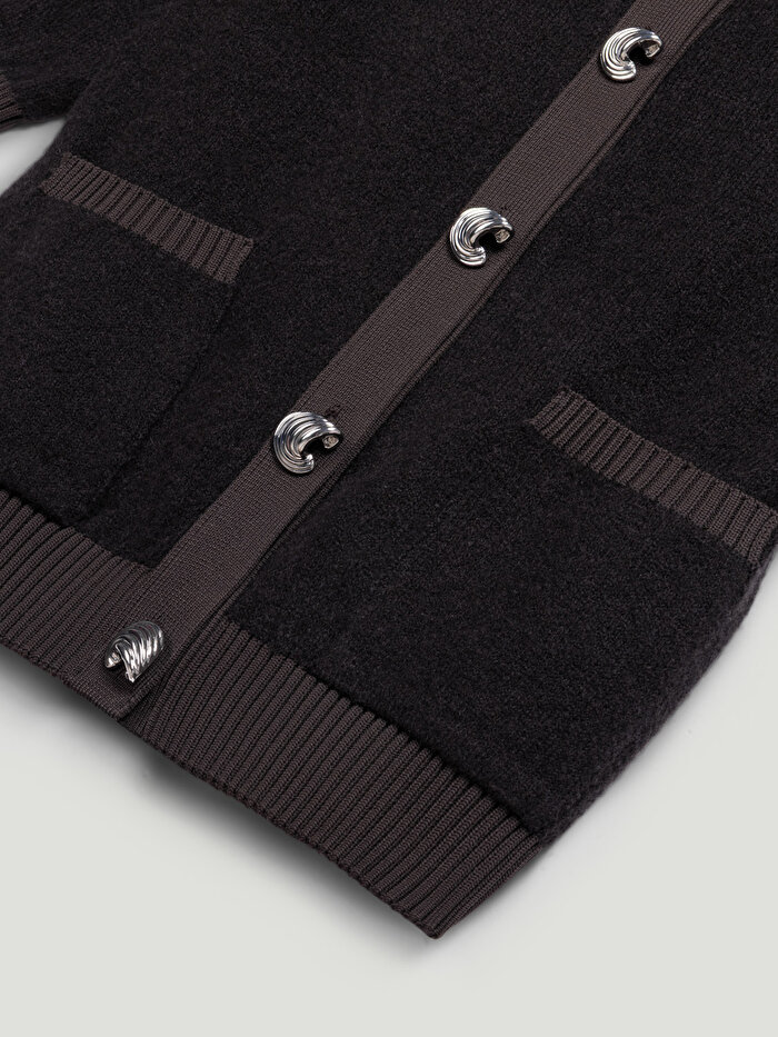 Nocturne Düğme Aksesuarlı Kontrast Triko