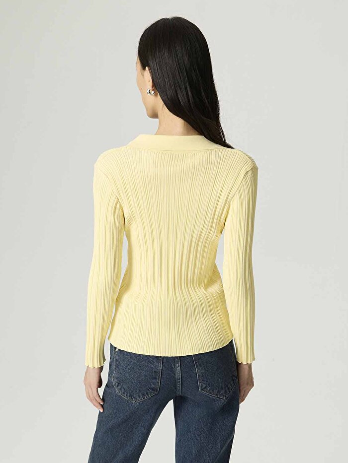 Nocturne Çiçek Detaylı Triko