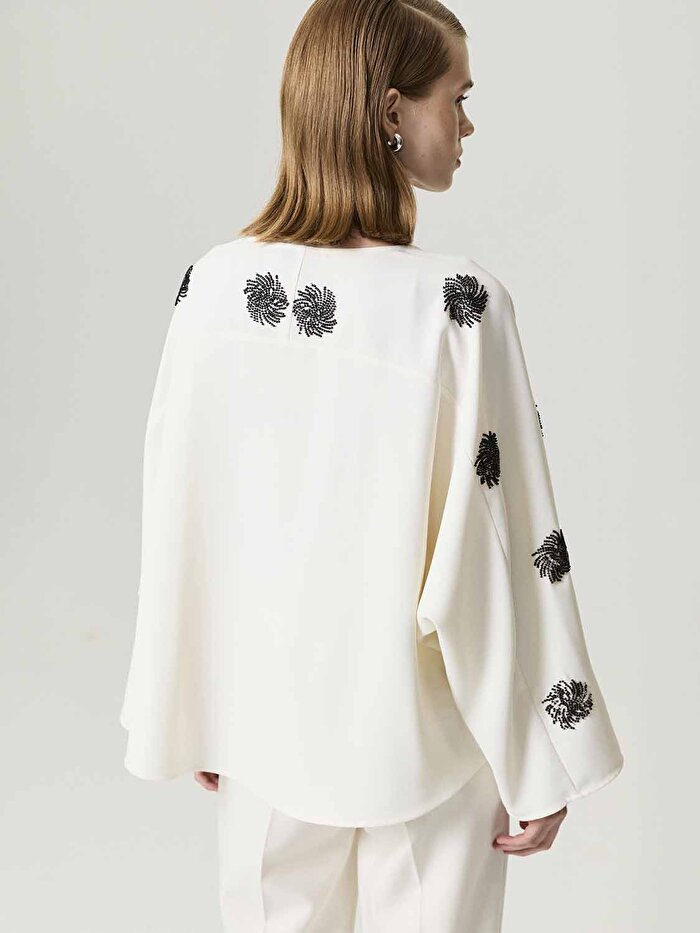 Nocturne Nakış İşlemeli Kimono