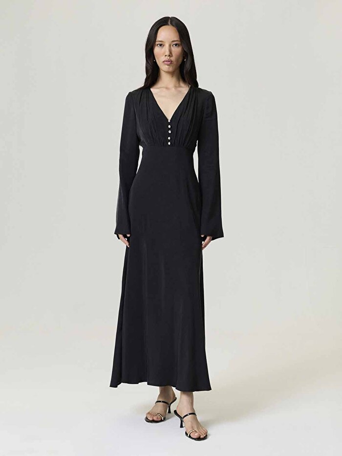 Nocturne Kristal Düğme Aksesuarlı Maxi Elbise