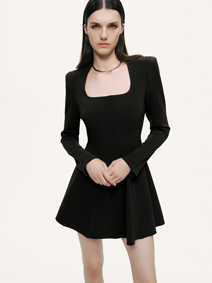 Nocturne Kare Yaka Vatkalı Mini Elbise