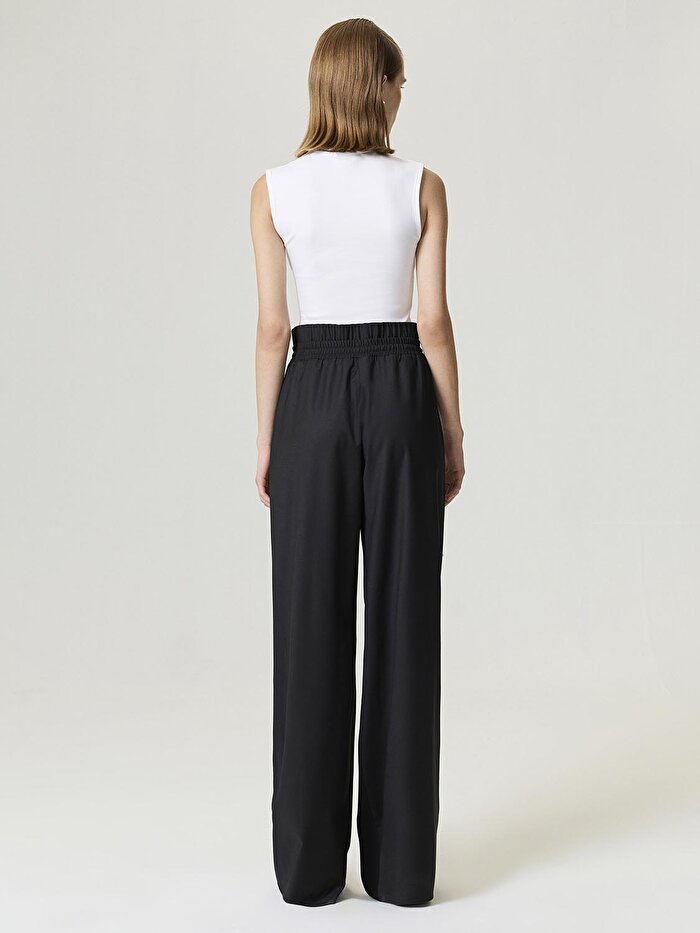 Nocturne Elastik Bel ve Bağcık Detaylı Pantolon