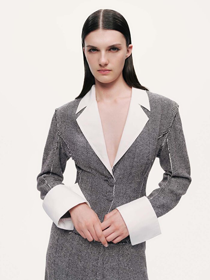 Nocturne Dikiş Detaylı Ceket