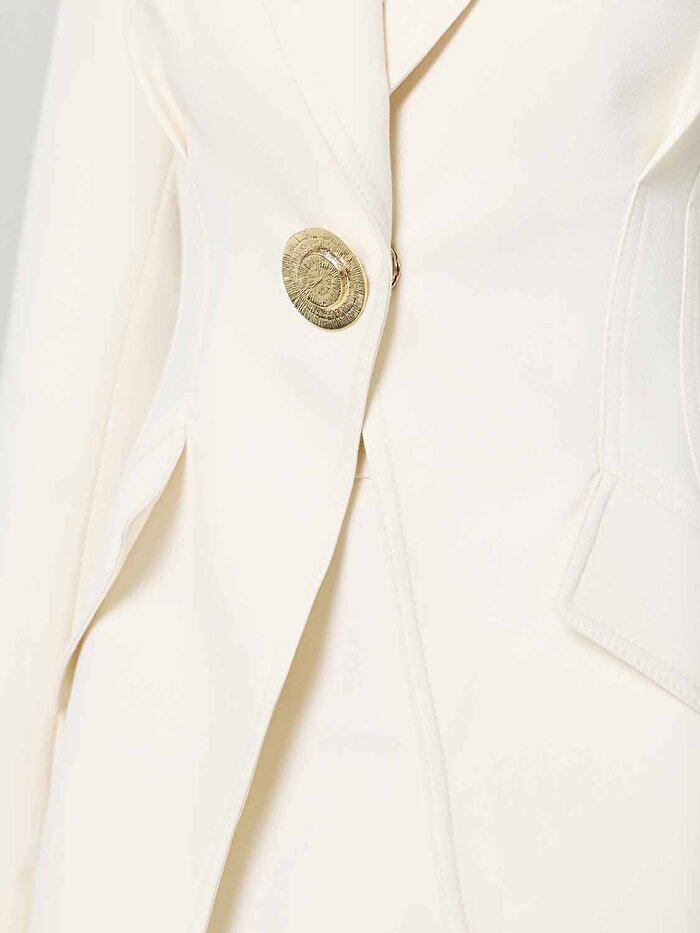Nocturne Gold Aksesuarlı Vatkalı Ceket