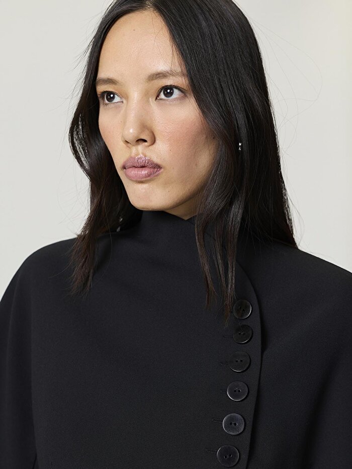 Nocturne Asimetrik Düğme Kapamalı Ceket