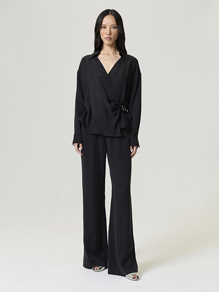 Nocturne Aksesuar Detaylı Bluz