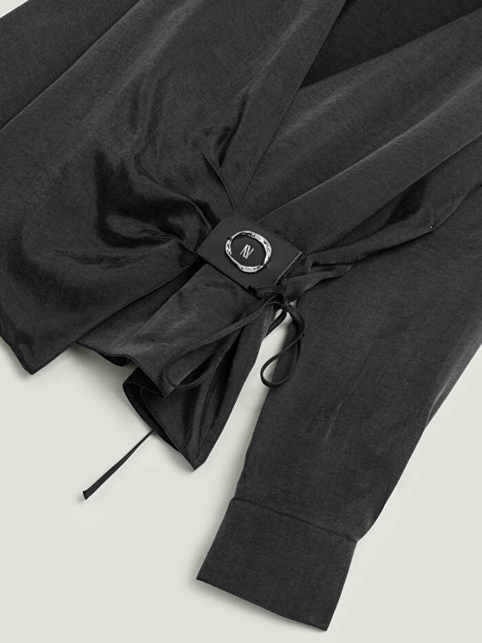 Nocturne Aksesuar Detaylı Bluz