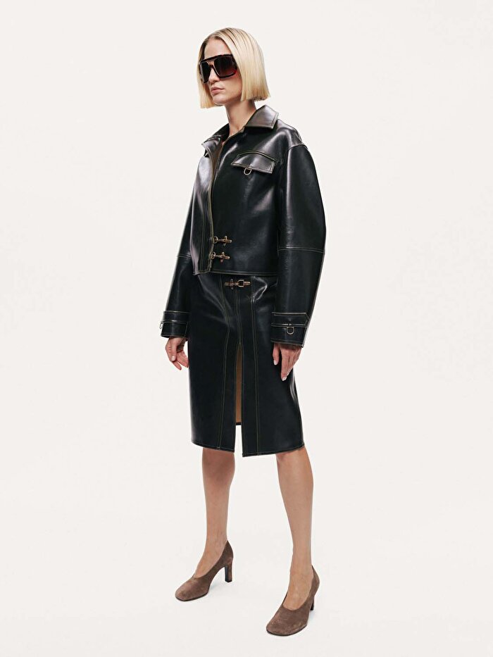 Nocturne Kanca Detaylı Suni Deri Ceket