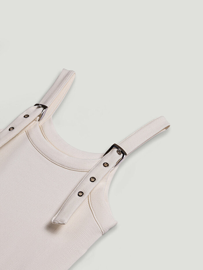 Nocturne Kemer Askı Detaylı Crop Top