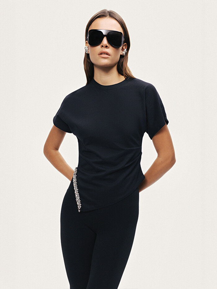 Nocturne Taş Detaylı Tişört