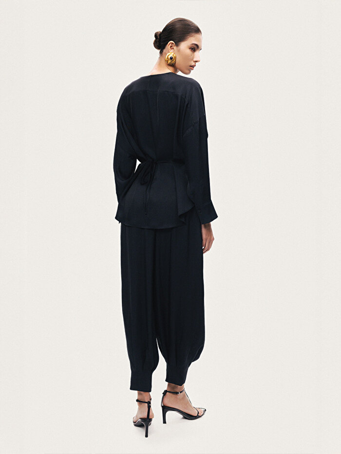 Nocturne Dökümlü Aksesuar Detaylı Gömlek