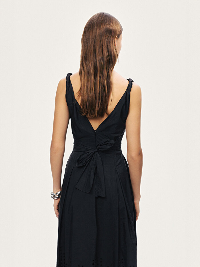 Nocturne Kuşak Bağlama Detaylı Midi Elbise