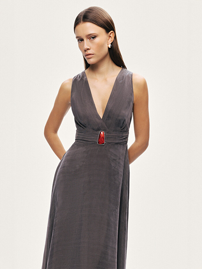 Nocturne Bel Aksesuar Detaylı Midi Elbise