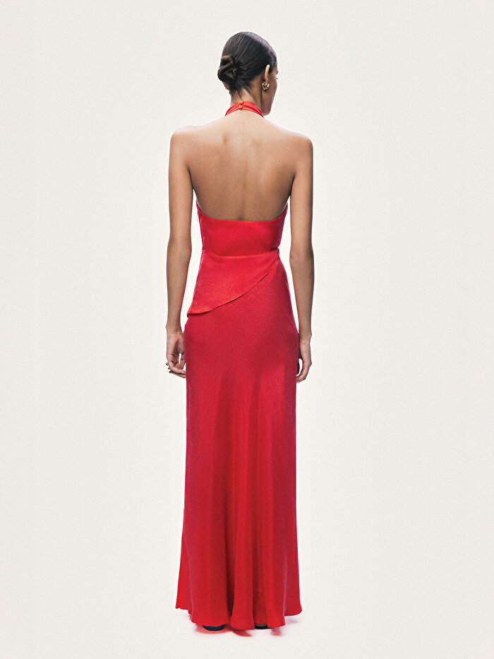 Nocturne Asimetrik Detaylı Halter Yaka Maxi Elbise