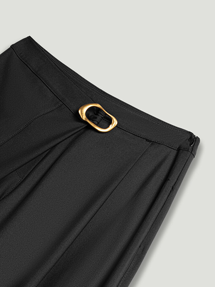 Nocturne Bel Aksesuar Detaylı Pantolon