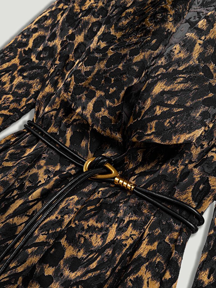 Nocturne Kemer Detaylı Leopar Desenli Ceket