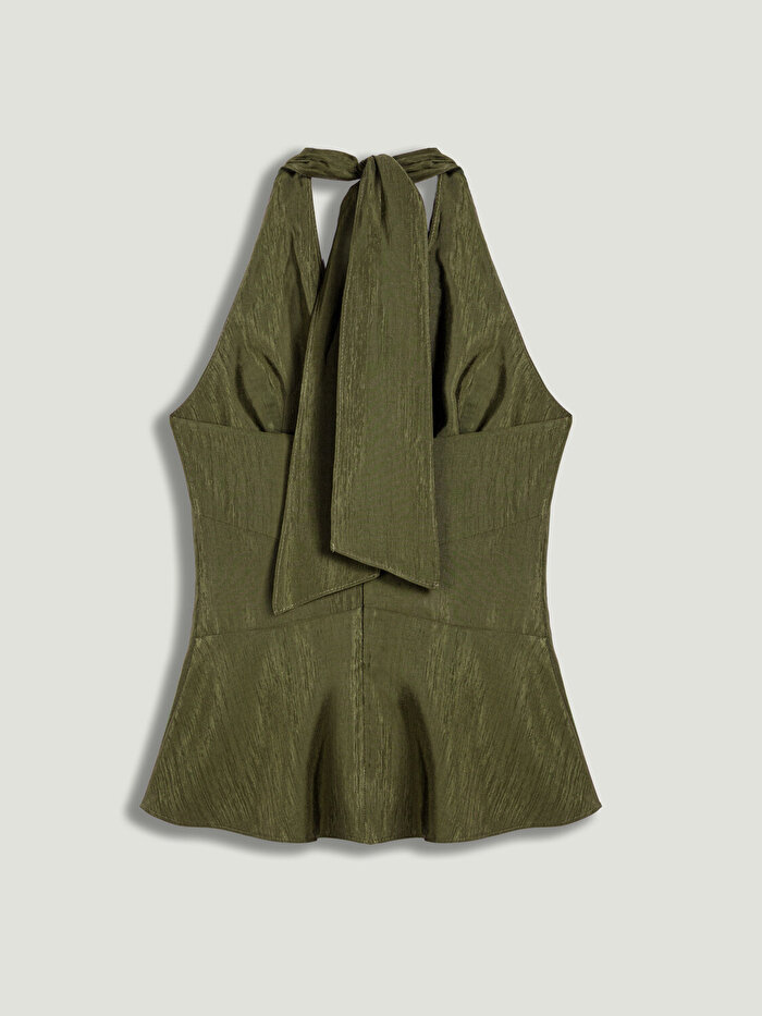 Nocturne Boyundan Bağlamalı Aksesuar Detaylı Bluz