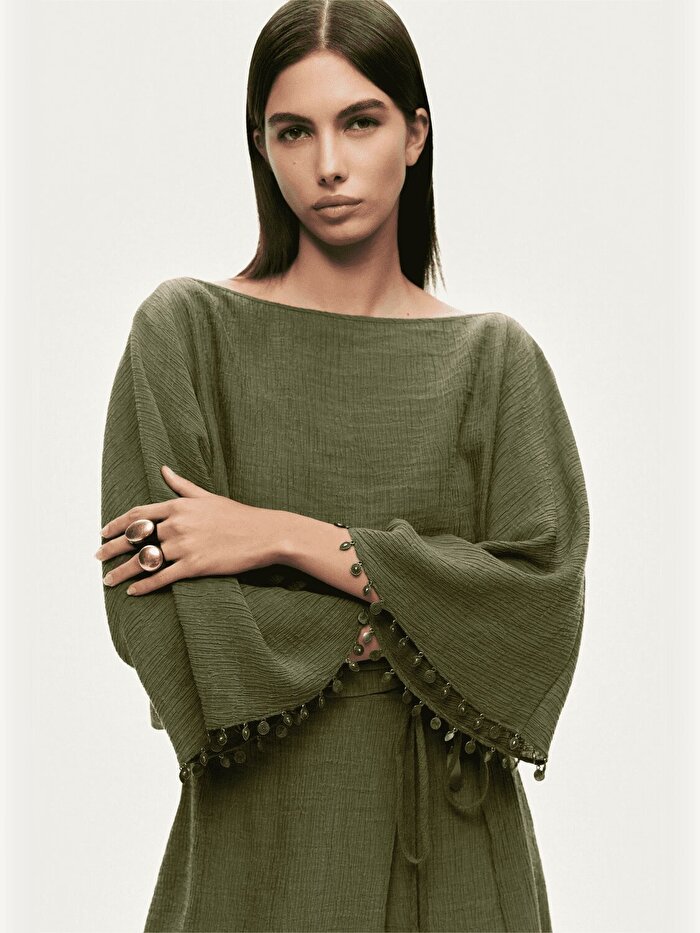 Nocturne Aksesuar Detaylı Kayık Yaka Bluz