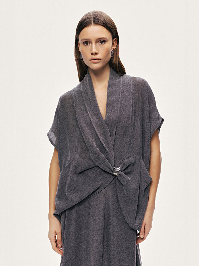 Nocturne Kruvaze Yaka Dökümlü Bluz