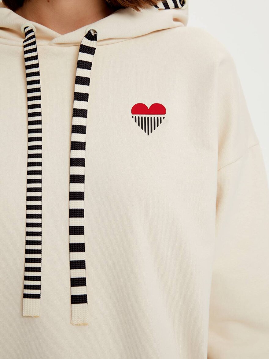 Nocturne Kalp Baskılı Kapüşonlu Sweatshirt