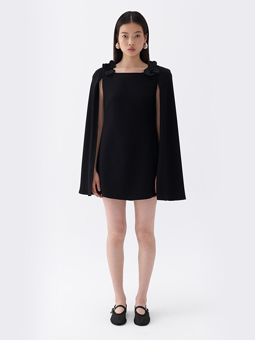 Nocturne Pelerin Kol Mini Elbise