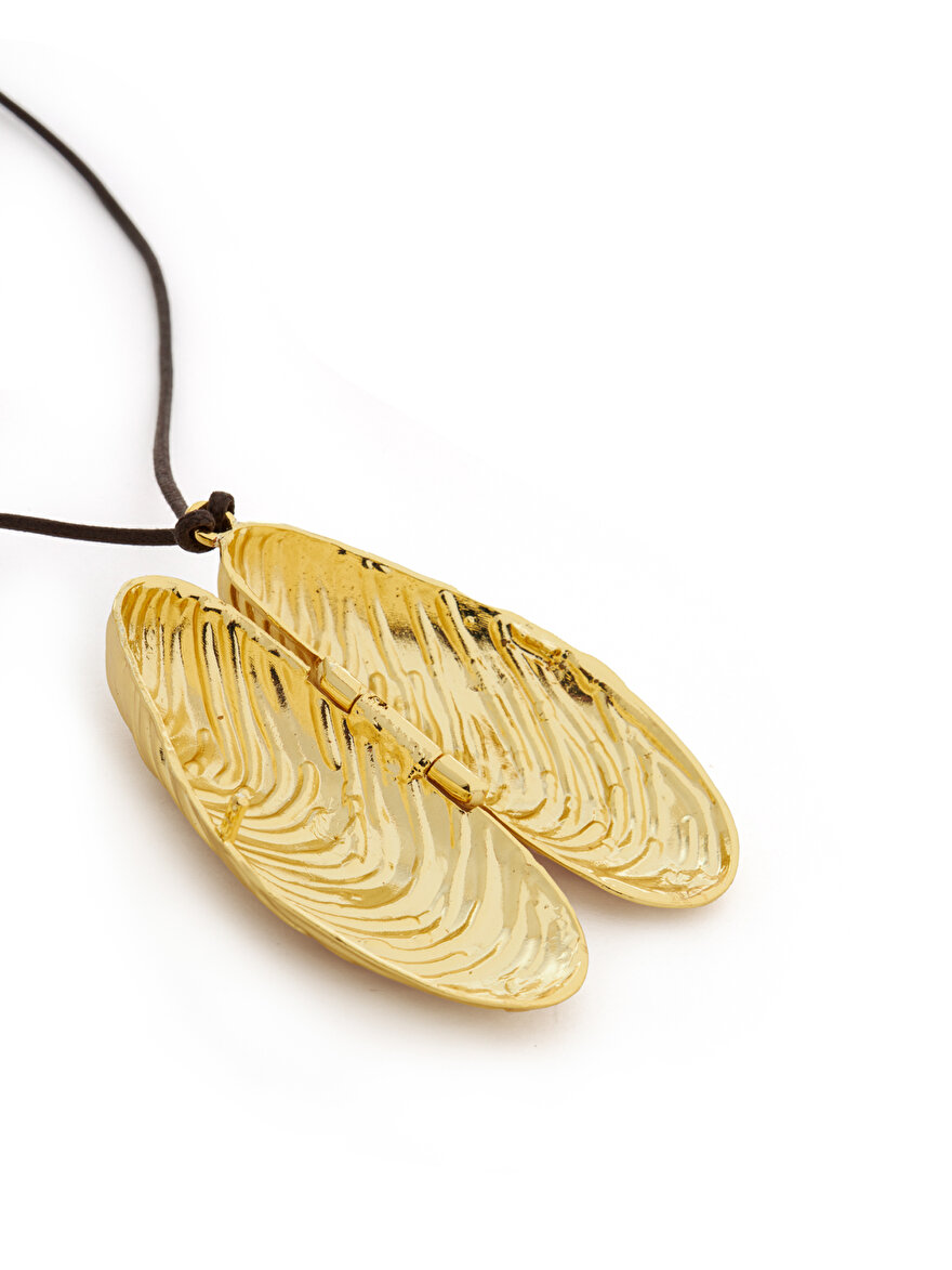 Nocturne İstiridye Aksesuarlı Kolye