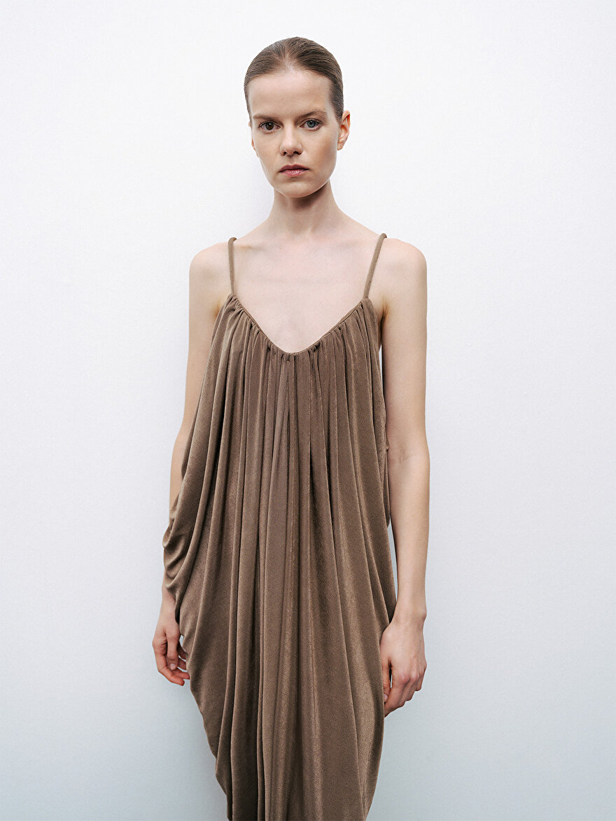 Nocturne Drape Detaylı Dökümlü Maxi Elbise