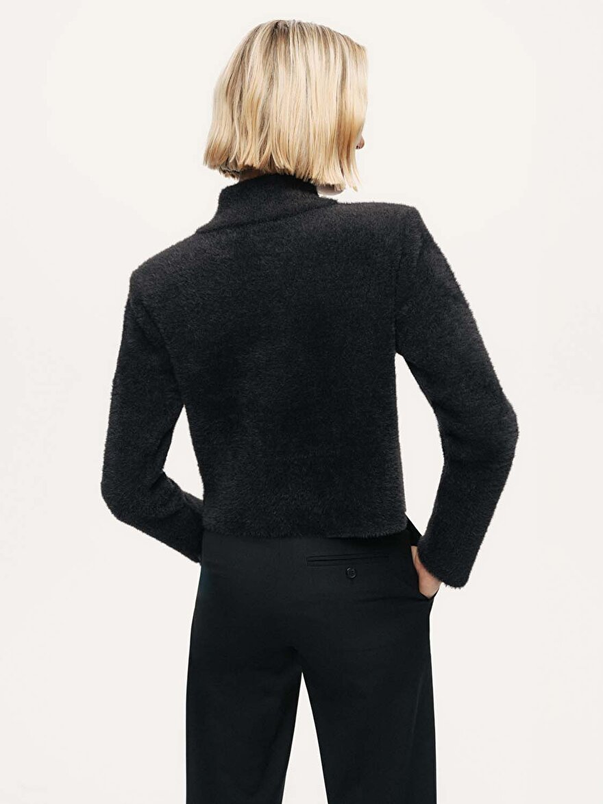 Nocturne Kalp Düğme Aksesuarlı Triko